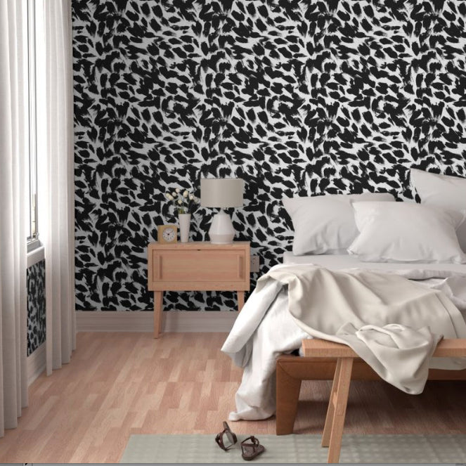 Paintbrush Strokes Black and white embodies a sense of movement and artistic spontaneity, offering a visually compelling and contemporary pattern on wallpaper.